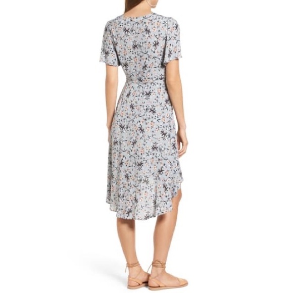 ASTR The Label floral print wrap dress - Picture 5 of 7